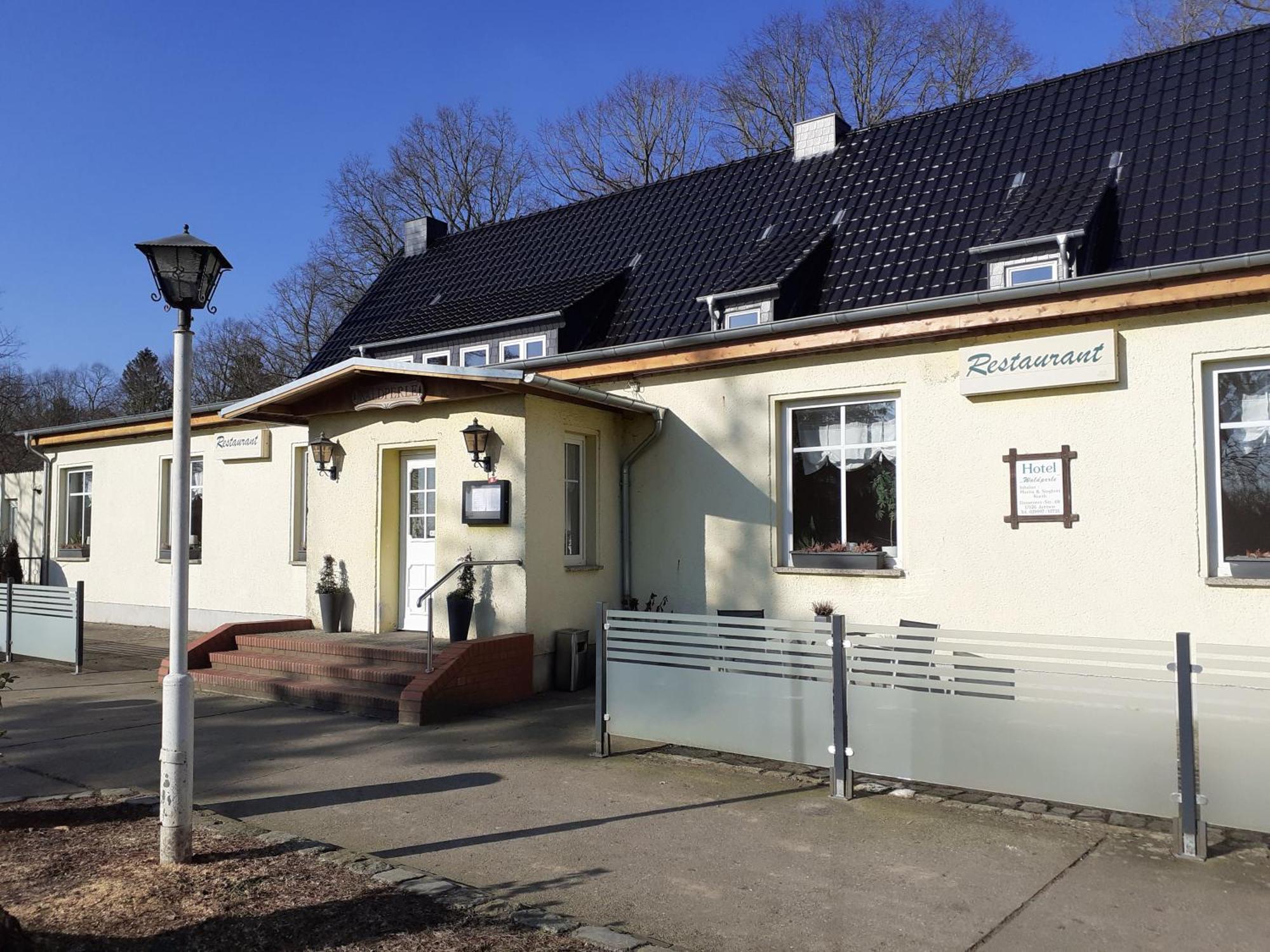 Waldperle Hotel Jarmen Екстериор снимка