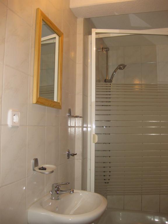Waldperle Hotel Jarmen Стая снимка